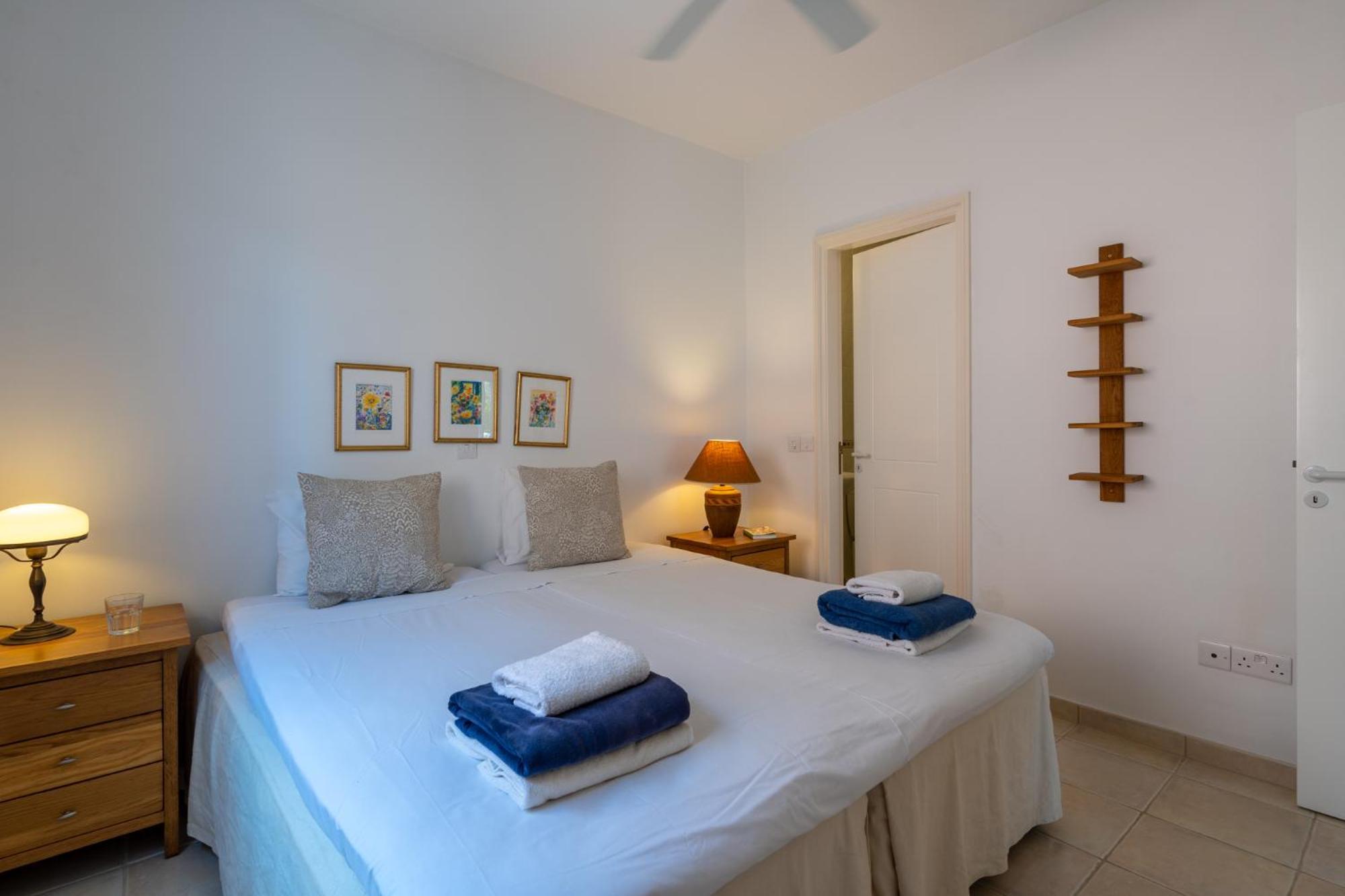 Tropical Paradise In Harbour Paphos, Central & Close To Beach Esterno foto