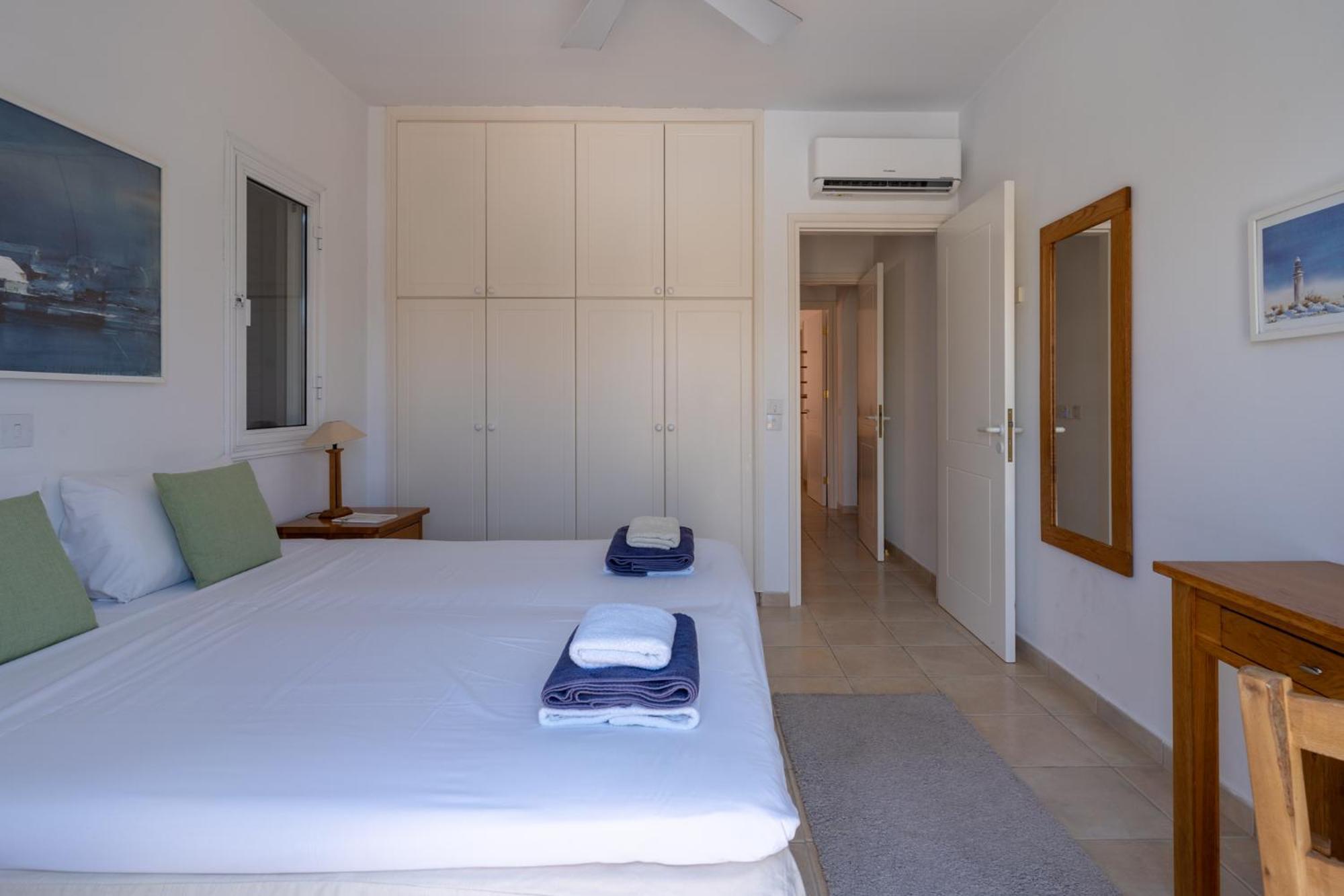 Tropical Paradise In Harbour Paphos, Central & Close To Beach Esterno foto
